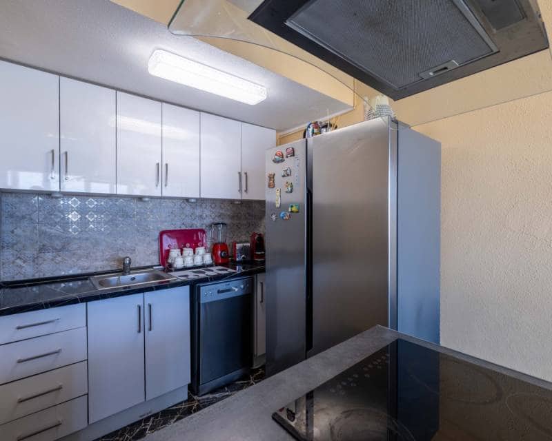 2 slaapkamer Penthouse te koop in Mar Azul met zwembad - € 165.000 (Ref: 9872443)