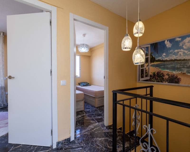 2 slaapkamer Penthouse te koop in Mar Azul met zwembad - € 165.000 (Ref: 9872443)