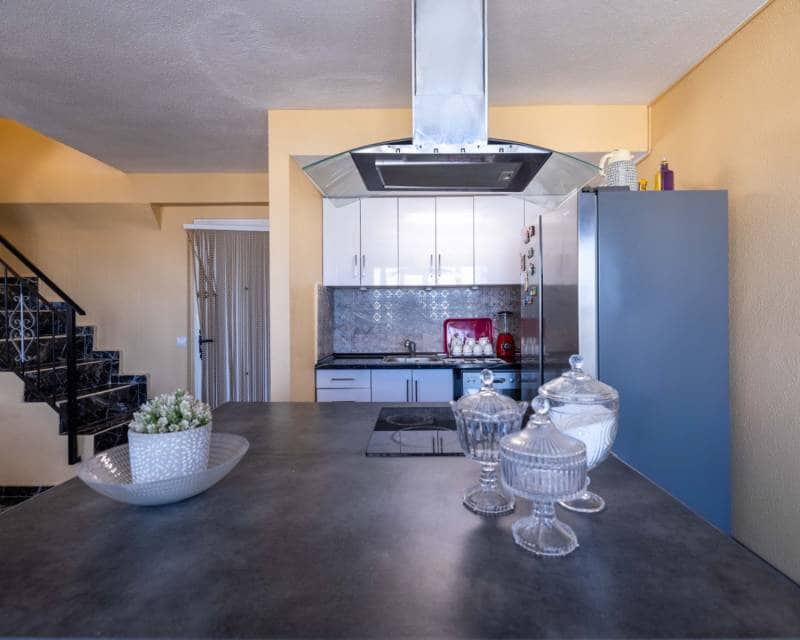 2 slaapkamer Penthouse te koop in Mar Azul met zwembad - € 165.000 (Ref: 9872443)