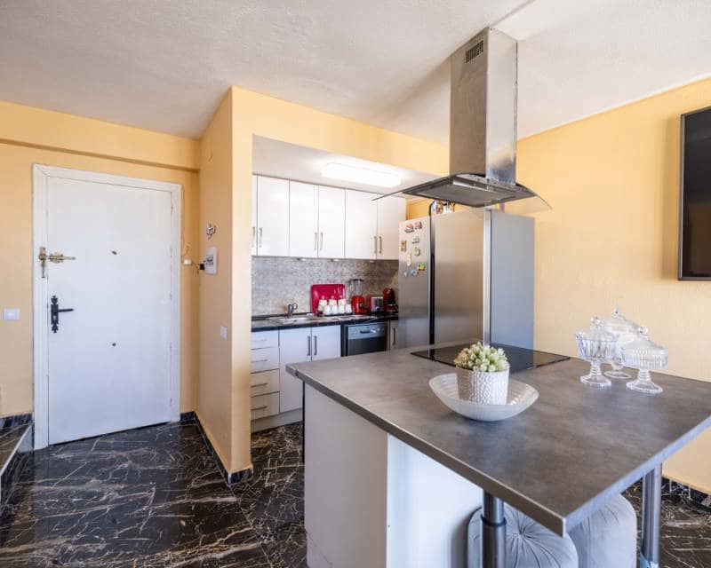 2 slaapkamer Penthouse te koop in Mar Azul met zwembad - € 165.000 (Ref: 9872443)
