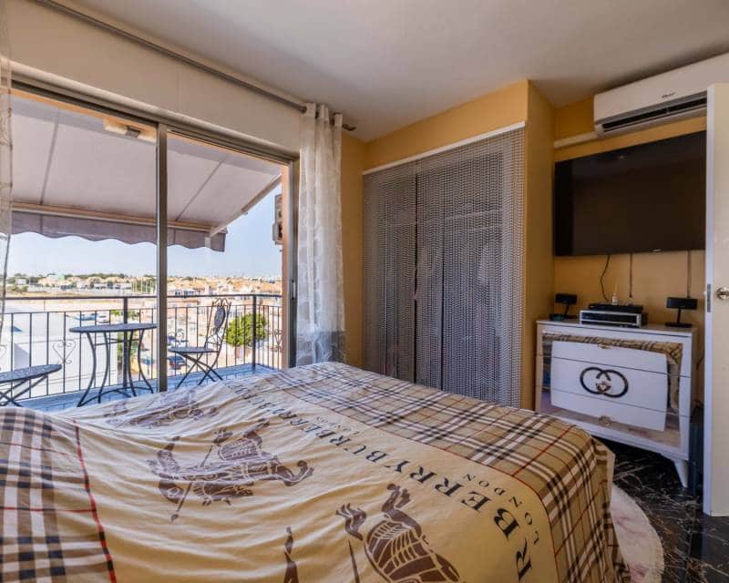 2 slaapkamer Penthouse te koop in Mar Azul met zwembad - € 165.000 (Ref: 9872443)