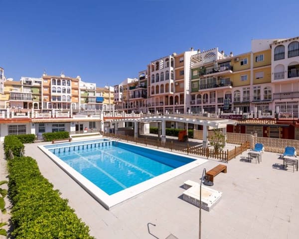 2 slaapkamer Penthouse te koop in Mar Azul, Torrevieja met zwembad - € 165.000 (Ref: 9872443)