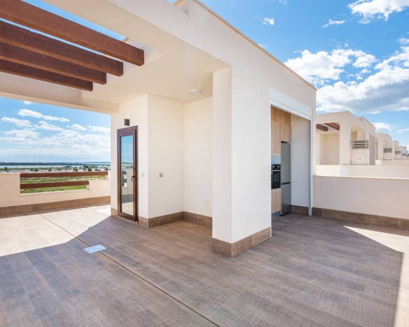 3 bedroom Villa for sale in Los Montesinos with pool garage - € 485,000 (Ref: 9874043)