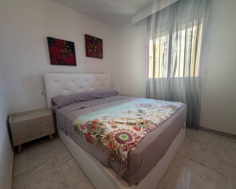 2 sypialnia Apartament na sprzedaż w Torrevieja z basenem - 325 000 € (Ref: 9879805)