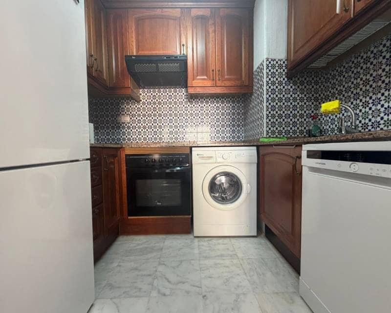 2 sypialnia Apartament na sprzedaż w Torrevieja z basenem - 325 000 € (Ref: 9879805)
