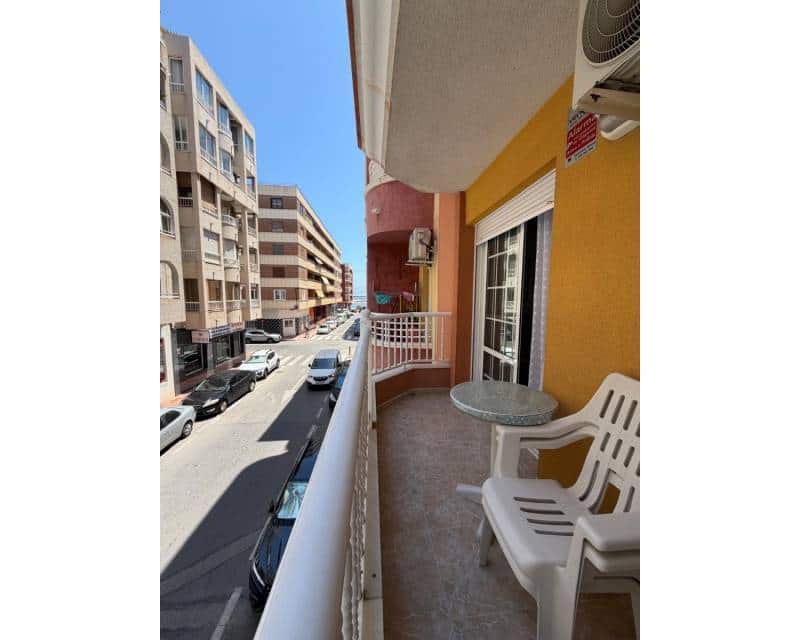 2 sypialnia Apartament do wynajęcia w Torrevieja - 750 € (Ref: 9880255)