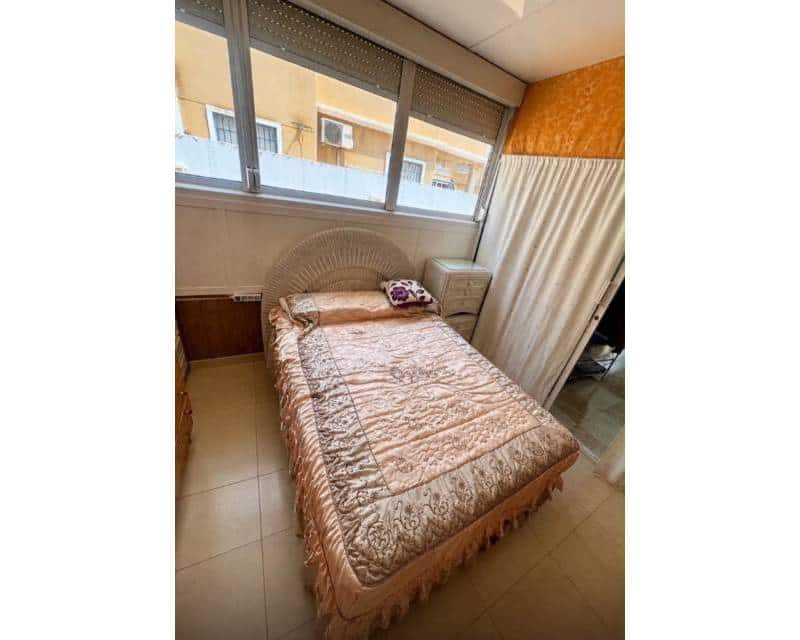 2 camera da letto Villetta a Schiera in vendita in Torrevieja con piscina garage - 225.000 € (Rif: 9889399)