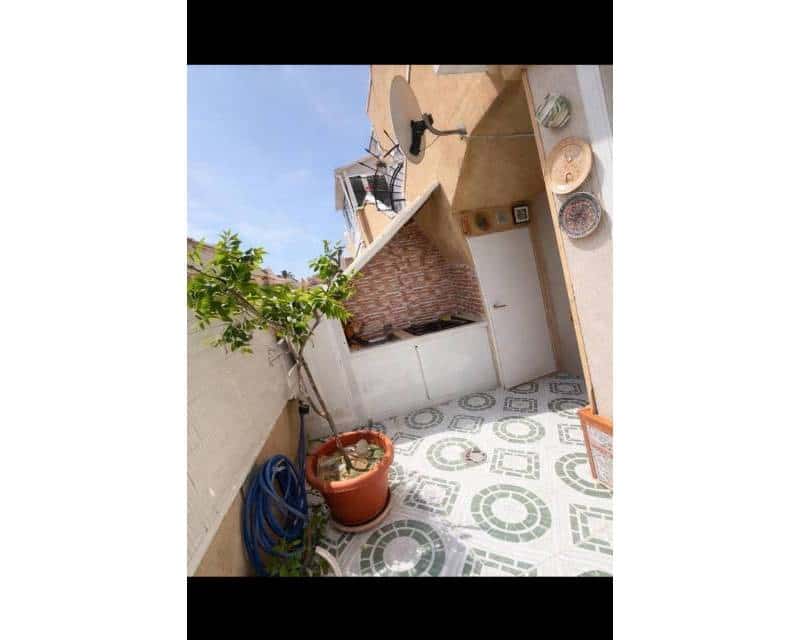 2 camera da letto Villetta a Schiera in vendita in Torrevieja con piscina garage - 225.000 € (Rif: 9889399)