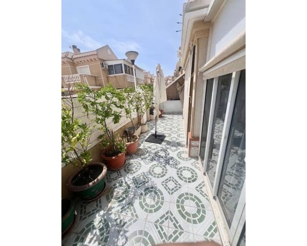 2 camera da letto Villetta a Schiera in vendita in Torreblanca, Torrevieja con piscina garage - 225.000 € (Rif: 9889399)