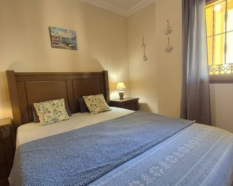 2 Zimmer Apartment zu verkaufen in Torrevieja mit Pool - 156.000 € (Ref: 9893104)