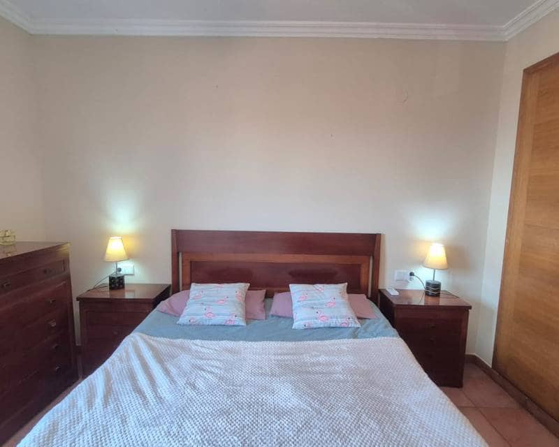 2 Zimmer Apartment zu verkaufen in Torrevieja mit Pool - 156.000 € (Ref: 9893104)