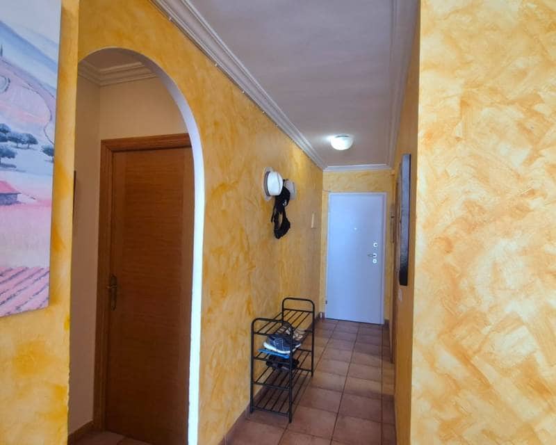 2 Zimmer Apartment zu verkaufen in Torrevieja mit Pool - 156.000 € (Ref: 9893104)