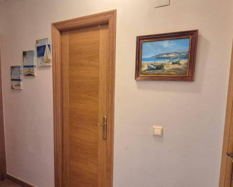 2 Zimmer Apartment zu verkaufen in Torrevieja mit Pool - 156.000 € (Ref: 9893104)