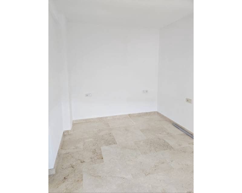 2 bedroom Apartment for sale in Orihuela Costa with pool - € 210,000 (Ref: 9895196)