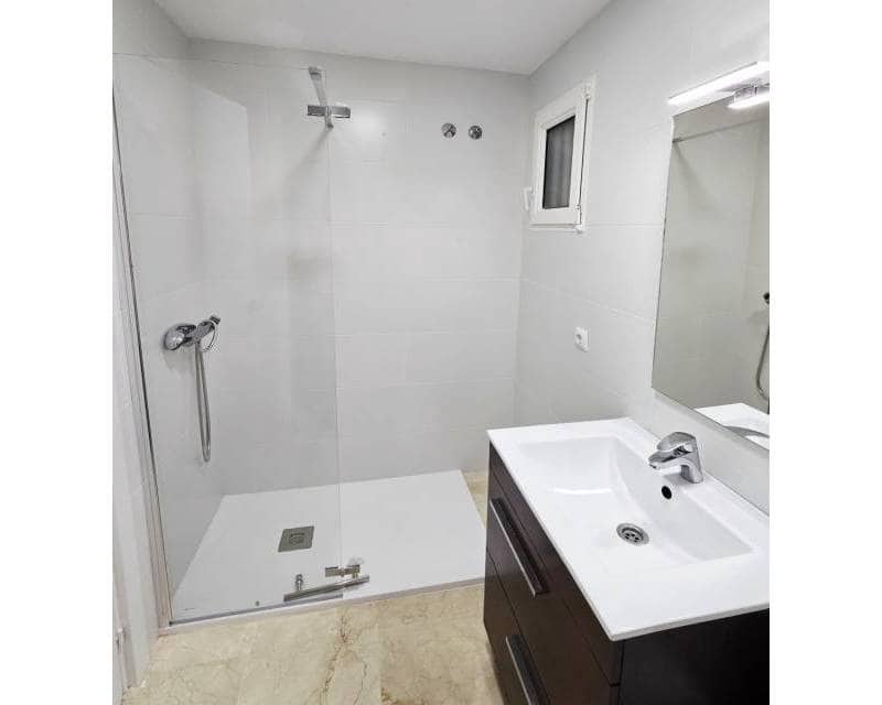 2 bedroom Apartment for sale in Orihuela Costa with pool - € 210,000 (Ref: 9895196)