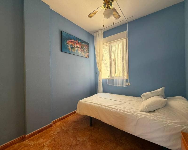 Ático de 2 habitaciones en Torrevieja en venta con piscina - 149.900 € (Ref: 9897124)