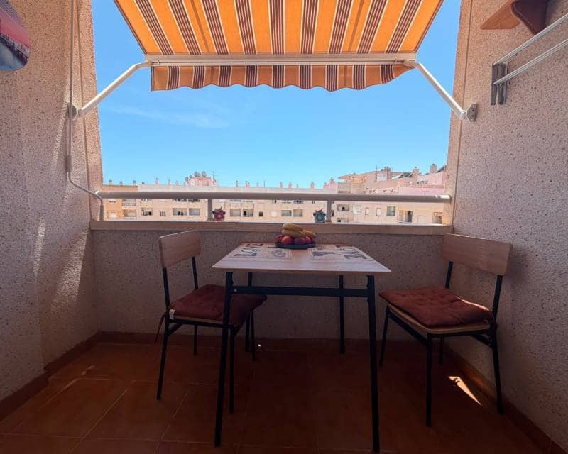 Ático de 2 habitaciones en Torrevieja en venta con piscina - 149.900 € (Ref: 9897124)