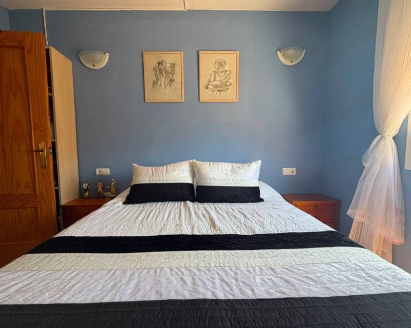 Ático de 2 habitaciones en Torrevieja en venta con piscina - 149.900 € (Ref: 9897124)