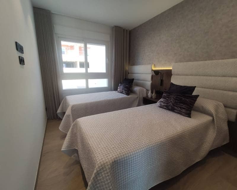2 slaapkamer Appartement te koop in Algorfa met zwembad garage - € 299.900 (Ref: 9902270)