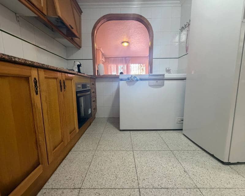 3 sovrum Lägenhet till salu i Torrevieja med pool garage - 240 000 € (Ref: 9905119)