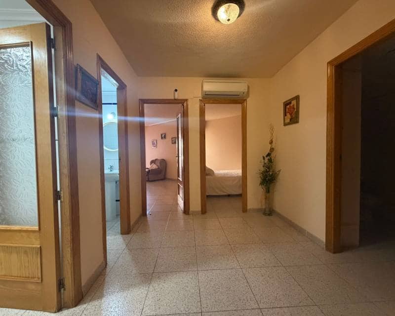 3 sovrum Lägenhet till salu i Torrevieja med pool garage - 240 000 € (Ref: 9905119)