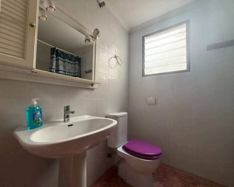 2 Zimmer Apartment zu vermieten in Torrevieja - 1.000 € (Ref: 9921114)