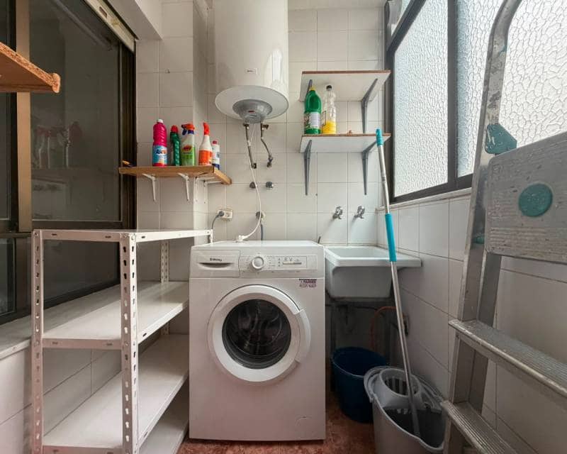 2 Zimmer Apartment zu vermieten in Torrevieja - 1.000 € (Ref: 9921114)