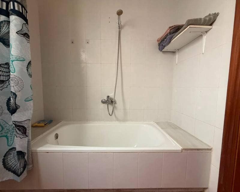 2 Zimmer Apartment zu vermieten in Torrevieja - 1.000 € (Ref: 9921114)