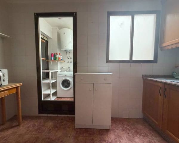 2 Zimmer Apartment zu vermieten in Centro, Torrevieja - 1.000 € (Ref: 9921114)