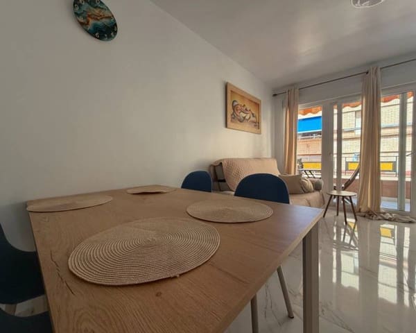 2 sovrum Lägenhet att hyra i Playa del Cura, Torrevieja - 1 300 € (Ref: 9924971)