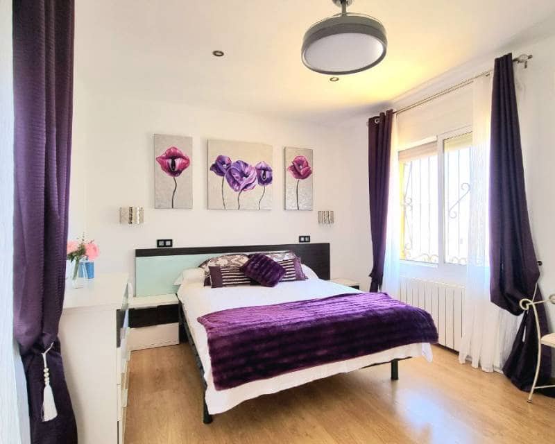 6 bedroom Terraced Villa for sale in Orihuela Costa with pool garage - € 280,000 (Ref: 9941655)