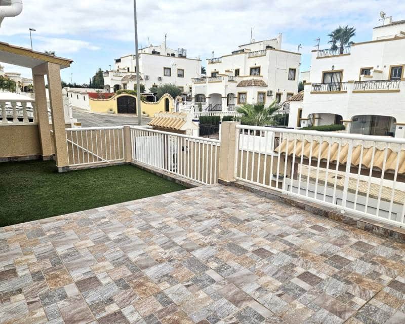 6 bedroom Terraced Villa for sale in Orihuela Costa with pool garage - € 280,000 (Ref: 9941655)