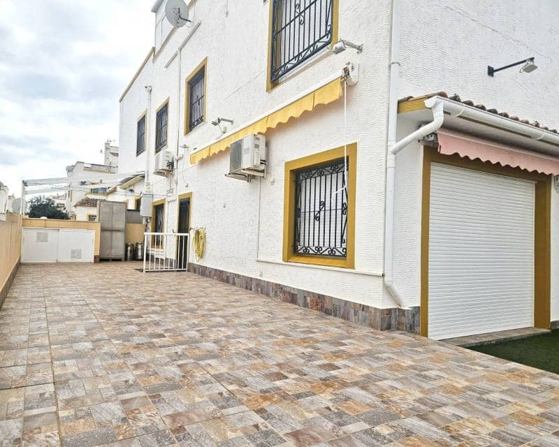 6 bedroom Terraced Villa for sale in Orihuela Costa with pool garage - € 280,000 (Ref: 9941655)