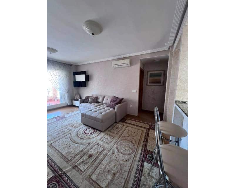 2 soveværelse Lejlighed til leje i Orihuela Costa med swimmingpool - € 1.100 (Ref: 9953127)