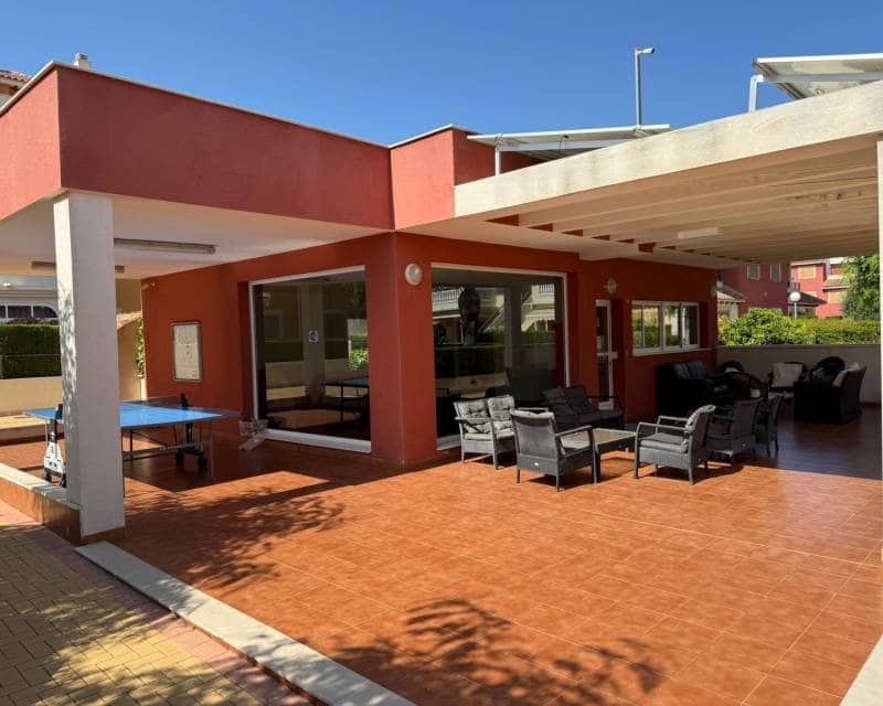 2 soveværelse Lejlighed til leje i Orihuela Costa med swimmingpool - € 1.100 (Ref: 9953127)