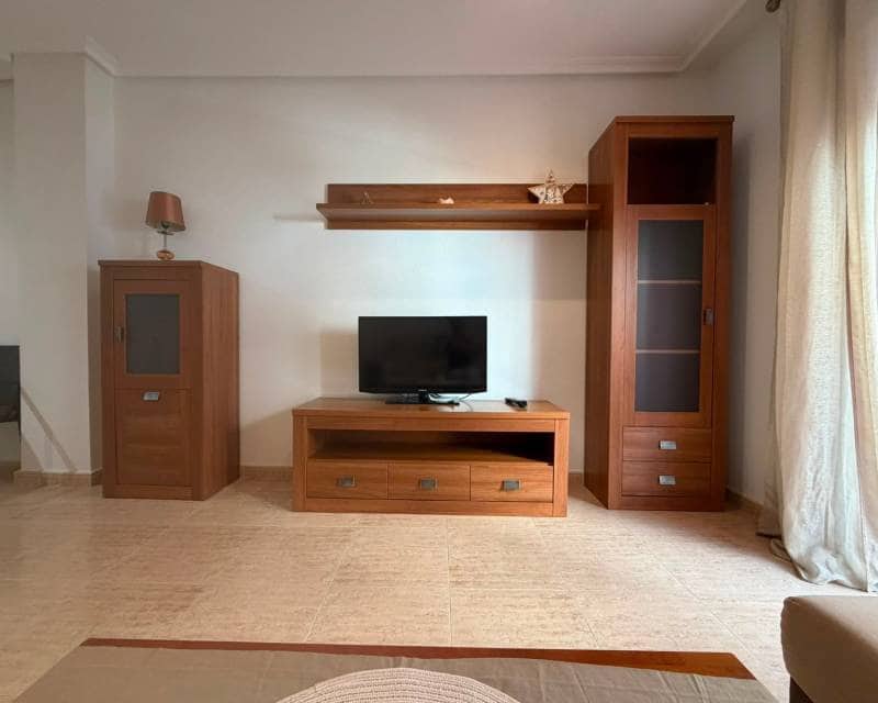 2 quarto Apartamento para arrendar em Torrevieja - 850 € (Ref: 9955493)
