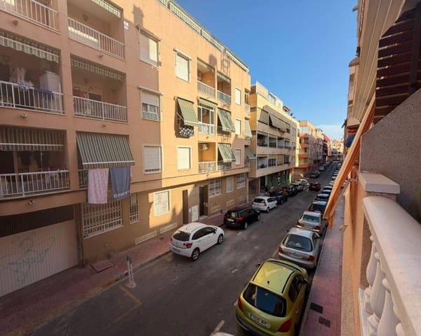 2 quarto Apartamento para arrendar em Playa de los Locos, Torrevieja - 850 € (Ref: 9955493)