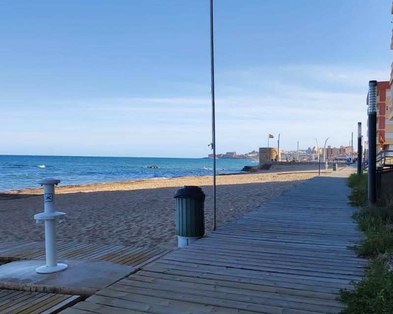 3 soveværelse Lejlighed til salg i La Mata - € 220.000 (Ref: 9960997)