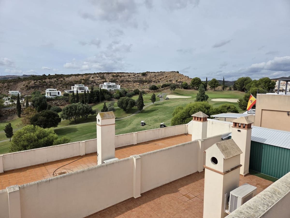 3 sypialnia Penthouse na sprzedaż w Casares z basenem garażem - 249 000 € (Ref: 10167083)