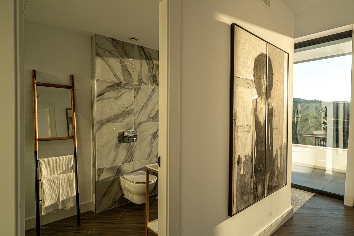 3 soverom Villa til salgs i La Cala de Mijas med svømmebasseng garasje - € 800 000 (Ref: 5635685)