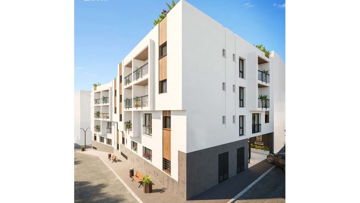 Apartamento de 2 habitaciones en Estepona en venta con piscina garaje - 549.000 € (Ref: 6240831)