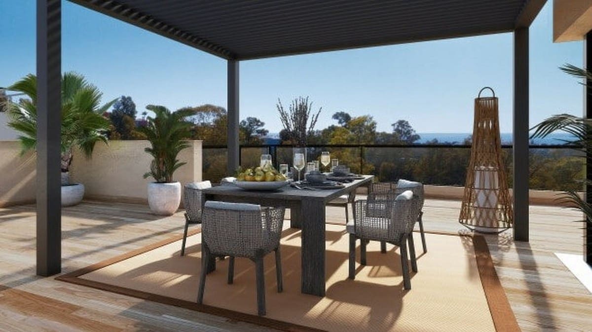 3 Zimmer Penthouse zu verkaufen in Nueva Andalucia mit Pool Garage - 950.000 € (Ref: 6240833)