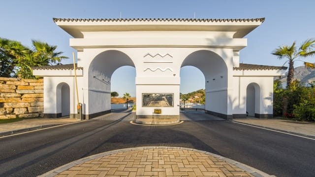 3 makuuhuone Huoneisto myytävänä paikassa Estepona mukana uima-altaan 
autotalli - 799 500 € (Ref: 6240834)