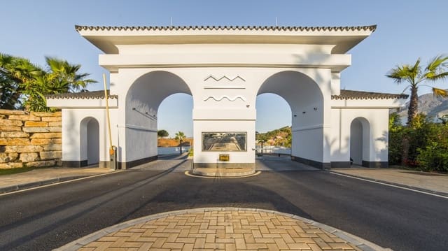 3 makuuhuone Huoneisto myytävänä paikassa Estepona mukana uima-altaan 
autotalli - 847 000 € (Ref: 6240834)