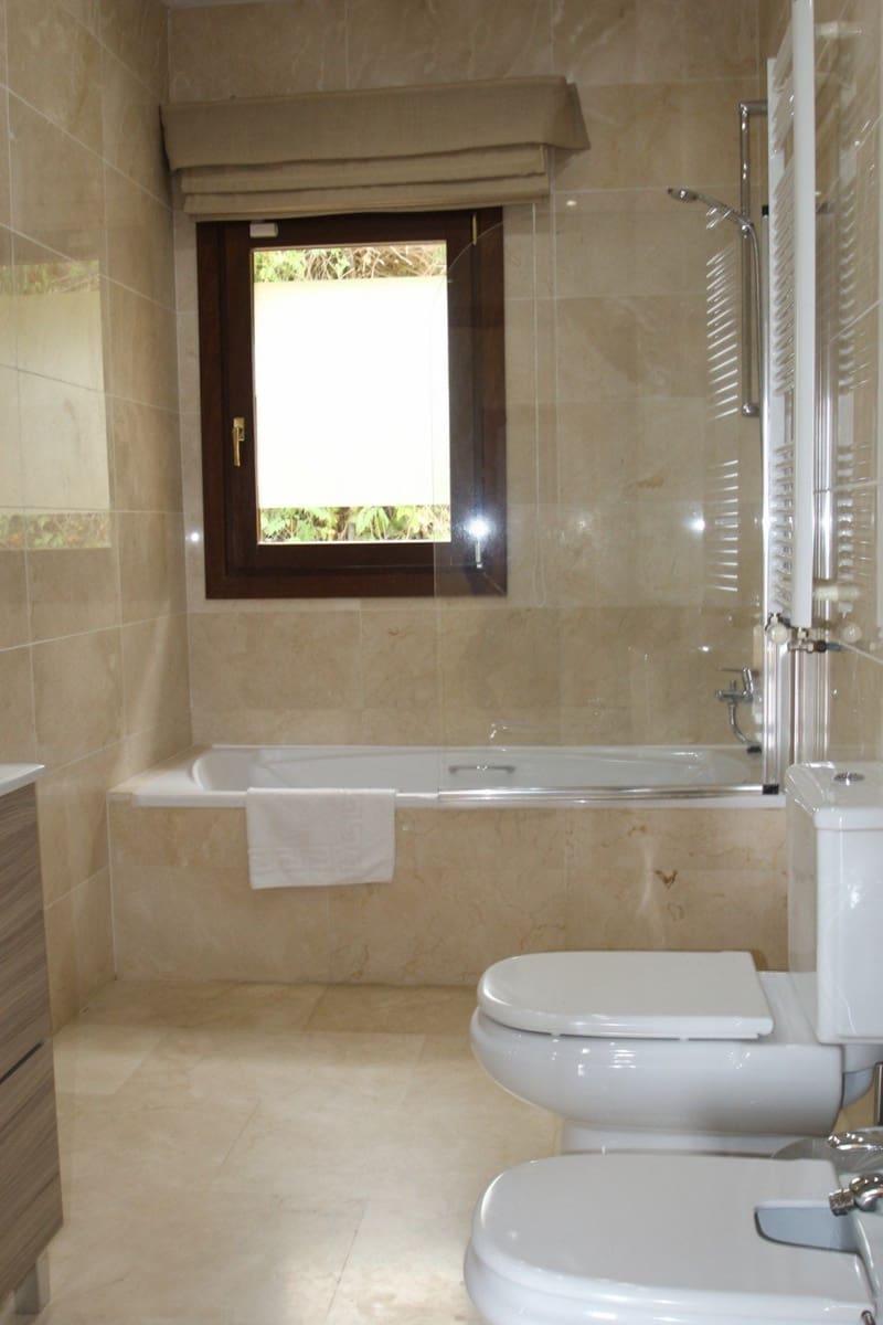 10 soverom Villa til salgs i Benalmadena med svømmebasseng garasje - € 3 000 000 (Ref: 6965622)