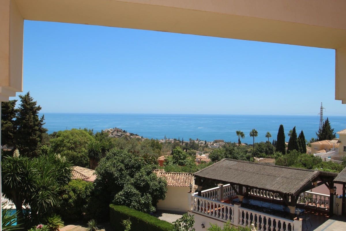 10 soverom Villa til salgs i Benalmadena med svømmebasseng garasje - € 3 000 000 (Ref: 6965622)