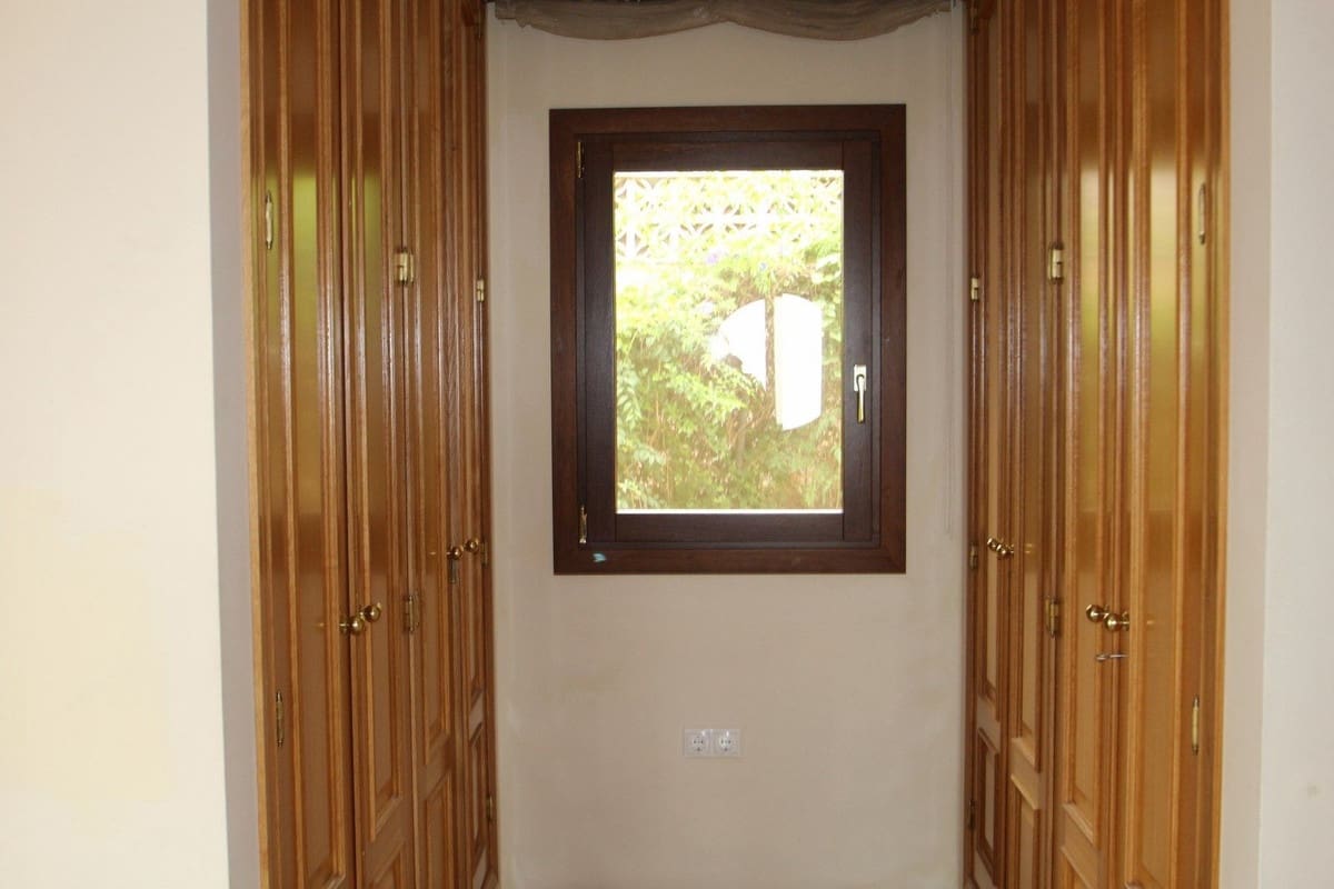 10 slaapkamer Villa te koop in Benalmadena met zwembad garage - € 3.000.000 (Ref: 6965622)
