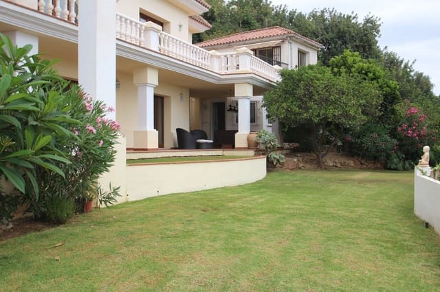 10 slaapkamer Villa te koop in Benalmádena pueblo, Benalmádena met zwembad garage - € 3.000.000 (Ref: 6965622)