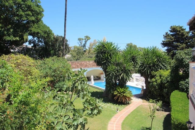 10 slaapkamer Villa te koop in Benalmádena pueblo, Benalmádena met zwembad garage - € 3.000.000 (Ref: 6965622)