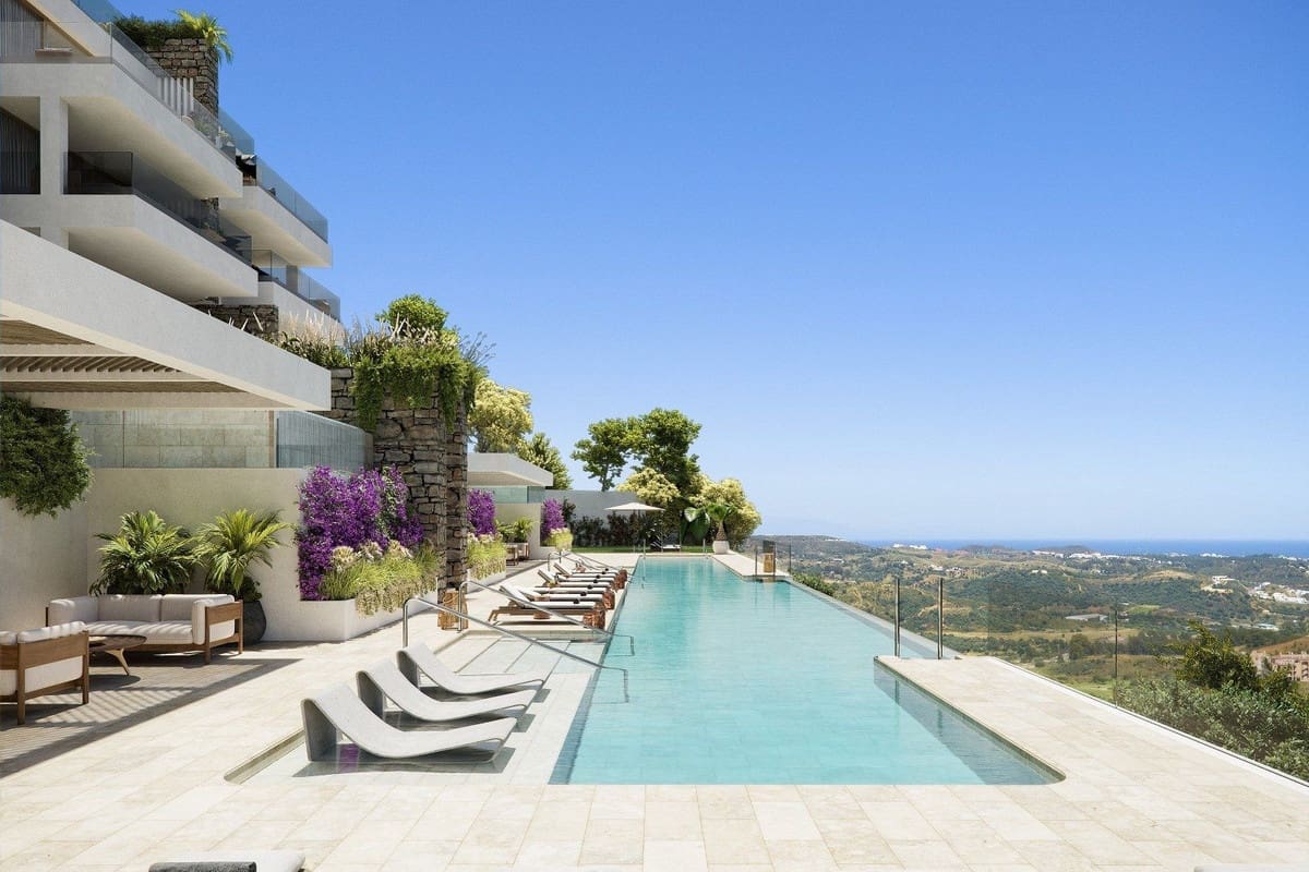 2 bedroom Apartment for sale in La Cala de Mijas with pool garage - € 815,000 (Ref: 6984967)
